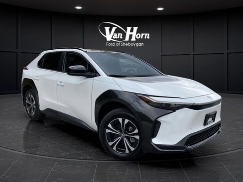 Used 2024 Toyota bZ4X XLE w/ Weather Package image 51