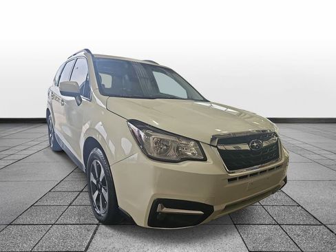 Used 2018 Subaru Forester 2.5i Premium AWD/4WD image 3