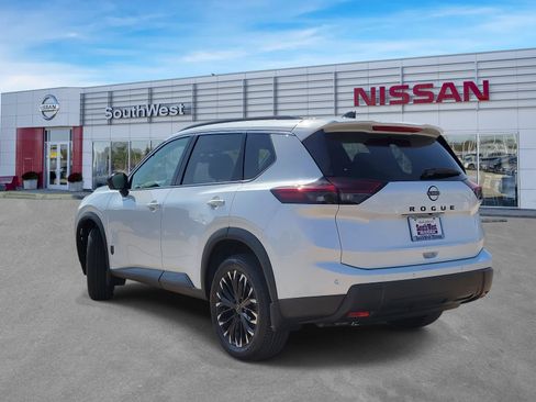 New 2026 Nissan Rogue Dark Armor FWD image 7