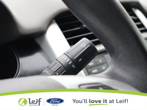 Used 2013 Ford Edge SE image 18