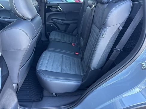 New 2026 Mitsubishi Outlander SE FWD image 25