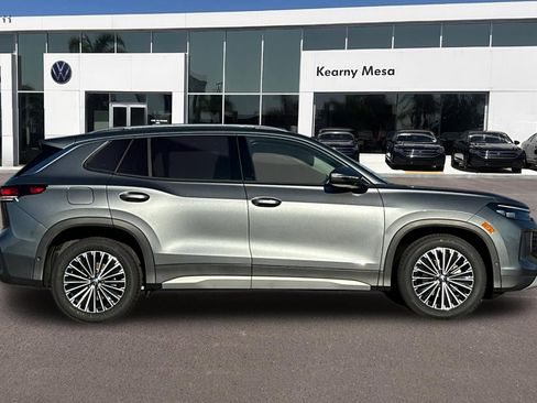 New 2026 Volkswagen Tiguan S image 3