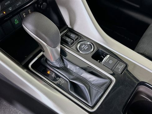 Used 2025 Mitsubishi Eclipse Cross SE image 25