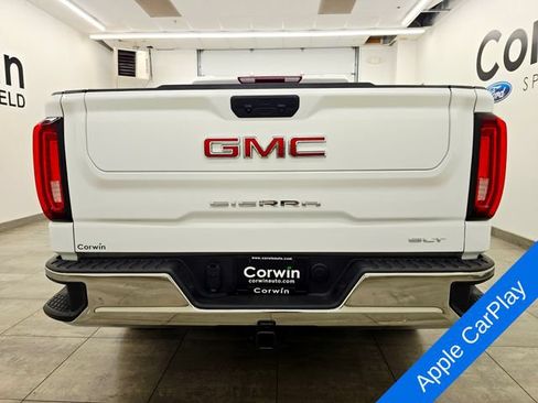 Used 2025 GMC Sierra 1500 SLT AWD/4WD image 4