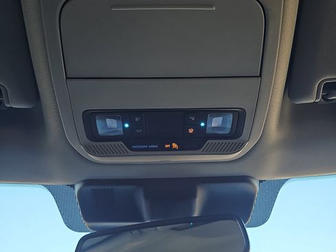 Used 2024 Ford F150 XLT w/ Tow/Haul Package image 33