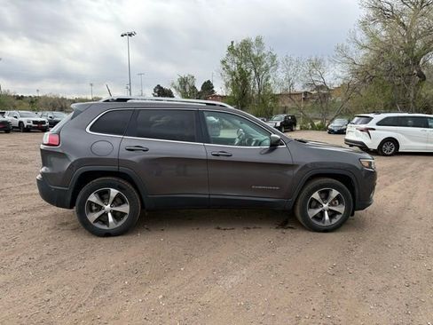 Used 2019 Jeep Cherokee Limited w/ Technology Group image 7