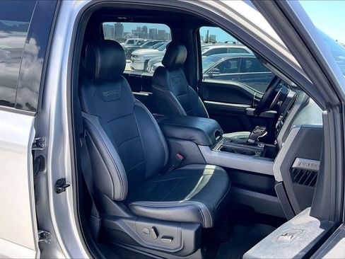 Used 2018 Ford F150 Raptor w/ Equipment Group 802A Luxury AWD/4WD image 13