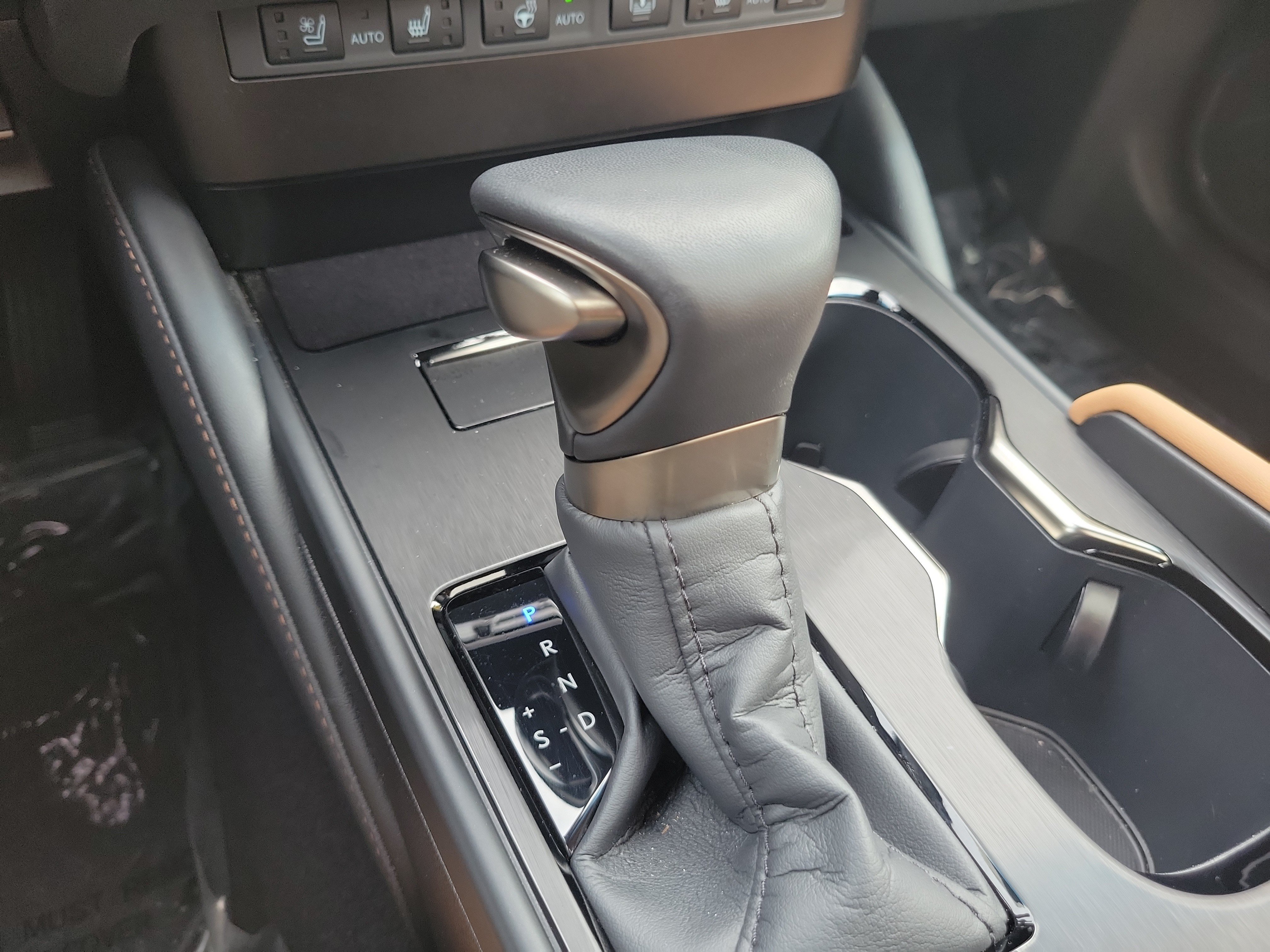 Used 2025 Lexus ES 350 w/ Premium Package FWD image 28