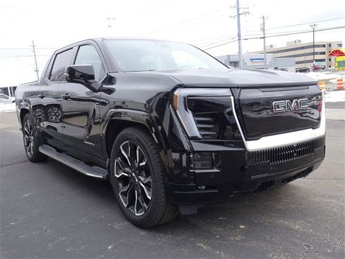 New 2025 GMC Sierra EV Denali image 7