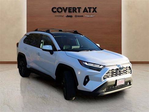 Used 2023 Toyota RAV4 Limited image 6