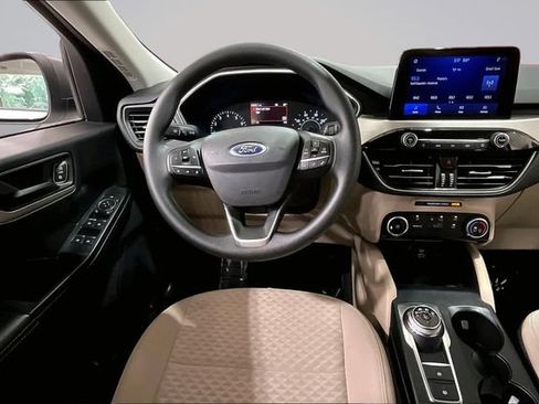 Used 2022 Ford Escape SE AWD/4WD image 5