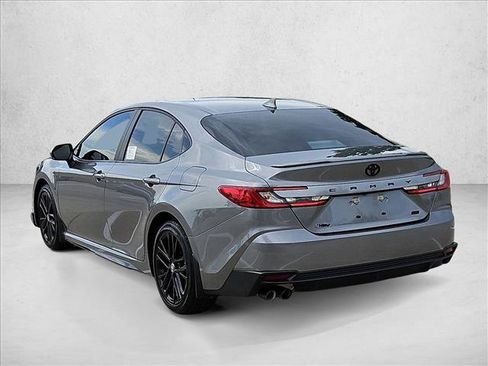 Used 2026 Toyota Camry SE FWD image 8