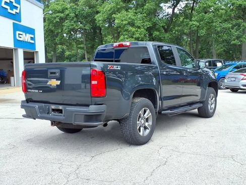 Used 2017 Chevrolet Colorado Z71 AWD/4WD image 4