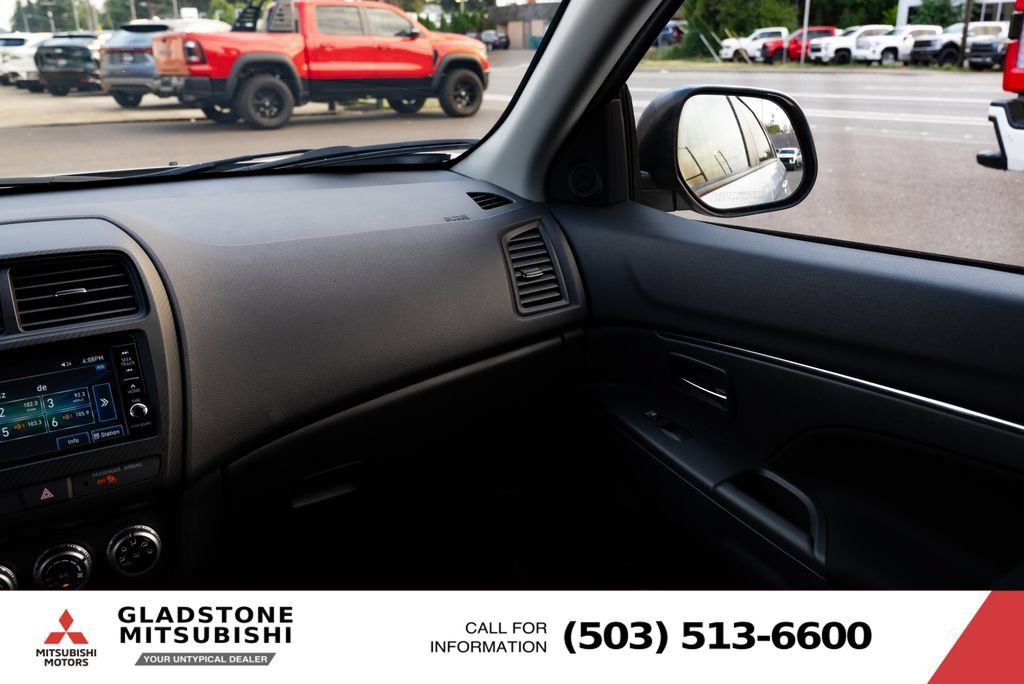 Used 2024 Mitsubishi Outlander Sport ES AWD/4WD image 11