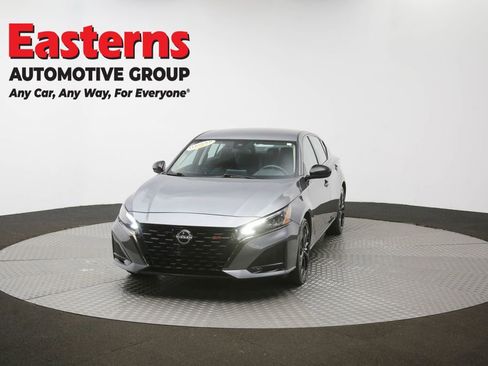 Used 2024 Nissan Altima 2.5 SR FWD image 53