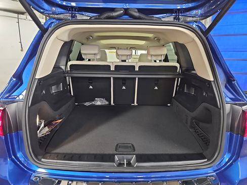 New 2026 Mercedes-Benz GLB 250 image 13