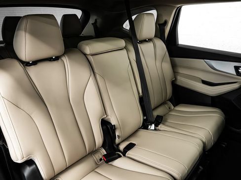 New 2026 Acura MDX SH-AWD image 32
