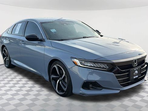 Used 2022 Honda Accord Sport image 3