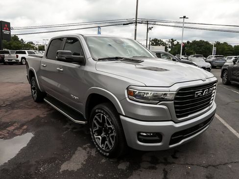 Used 2025 RAM 1500 Laramie w/ Sport Appearance Package AWD/4WD image 3