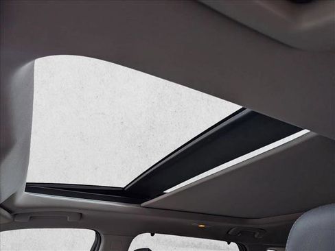 Used 2021 Nissan Rogue SL image 14