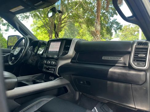 Used 2024 RAM 2500 Big Horn w/ Off Road Package AWD/4WD image 20