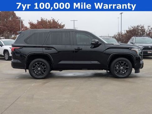 Certified 2024 Toyota Sequoia Platinum image 4