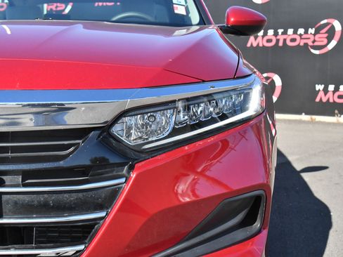 Used 2021 Honda Accord Hybrid image 11