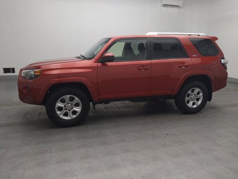Used 2018 Toyota 4Runner SR5 RWD image 2