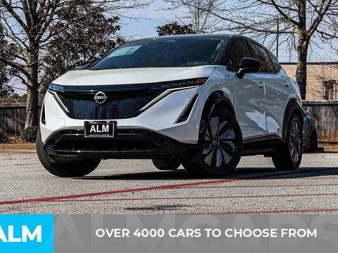 Used 2023 Nissan Ariya ENGAGE image 2