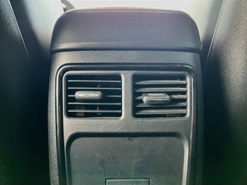 Used 2023 Chrysler 300 S RWD image 27