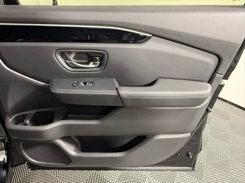 Used 2025 Honda Pilot EX-L image 47