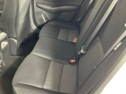Used 2024 Nissan Sentra SV FWD image 17