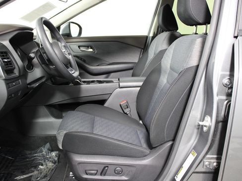 Used 2023 Nissan Rogue SV FWD image 10