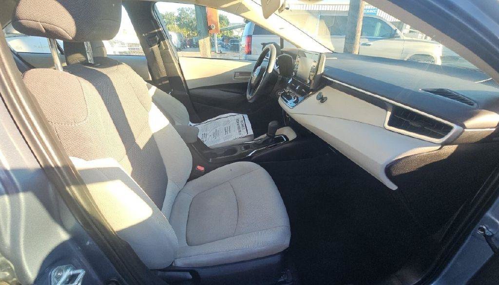Used 2022 Toyota Corolla L FWD image 4