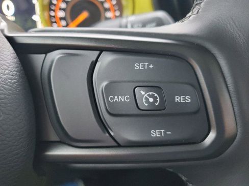 New 2023 Jeep Gladiator Sport image 13