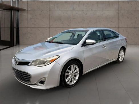 Used 2014 Toyota Avalon XLE FWD image 4