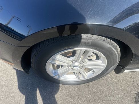 Used 2010 Ford Mustang Premium image 9