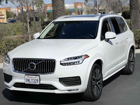 Used 2021 Volvo XC90 T5 Momentum w/ Advanced Package image 17
