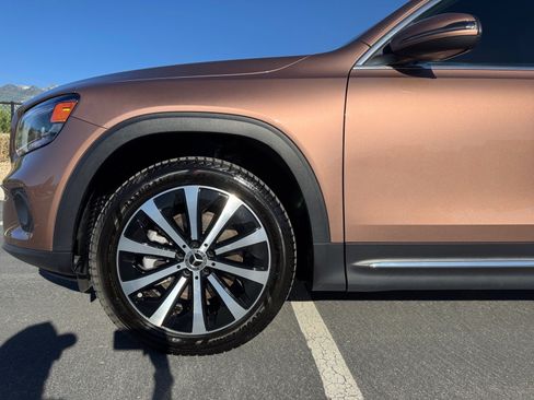 Certified 2023 Mercedes-Benz GLB 250 4MATIC image 31