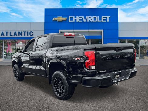 Certified 2025 Chevrolet Colorado W/T w/ WT Custom Package image 4