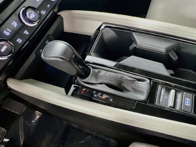 Used 2024 Honda Accord EX-L image 24