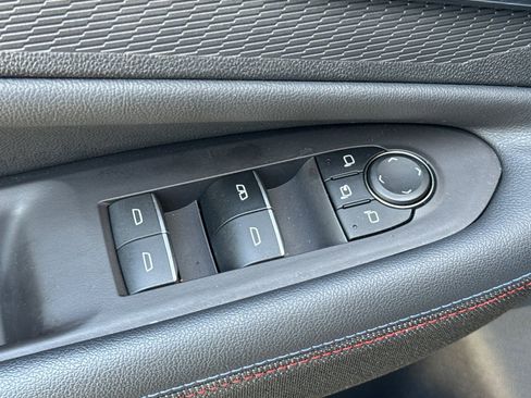 Used 2024 Chevrolet Blazer EV RS image 13