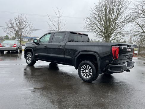 Used 2023 GMC Sierra 1500 AT4 w/ AT4 Preferred Package image 3