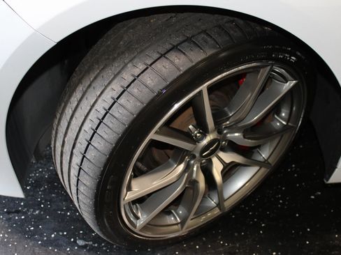 Used 2019 Genesis G70 3.3T Advanced RWD image 36