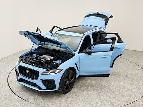 New 2026 Jaguar F-PACE SVR image 36