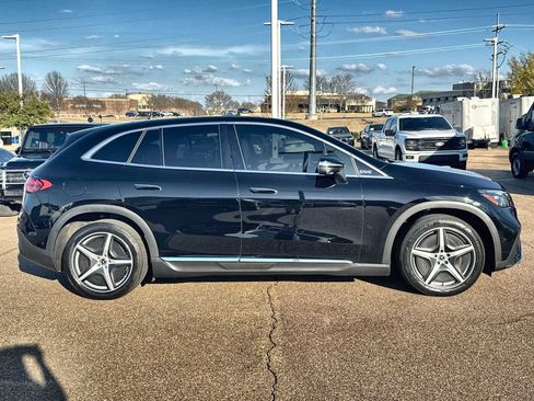 Used 2023 Mercedes-Benz EQE 500 4MATIC SUV w/ Pinnacle Trim Package image 10