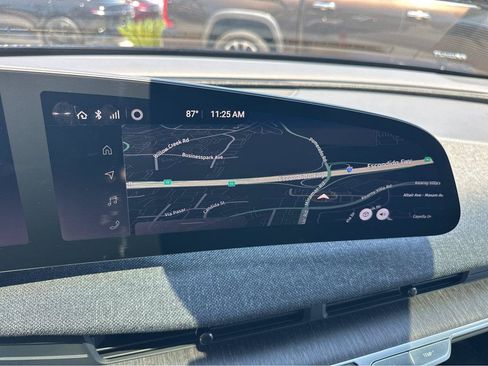 Used 2024 Lucid Air Touring AWD/4WD image 5
