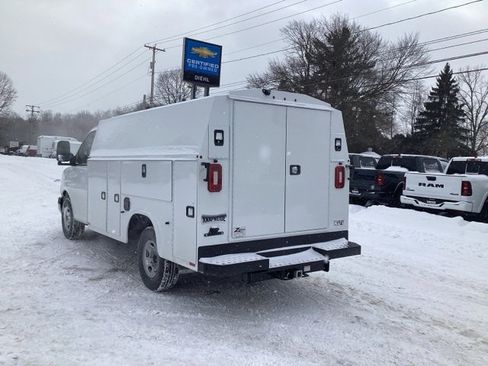 New 2026 Chevrolet Express 3500 w/ Power Convenience Package image 5