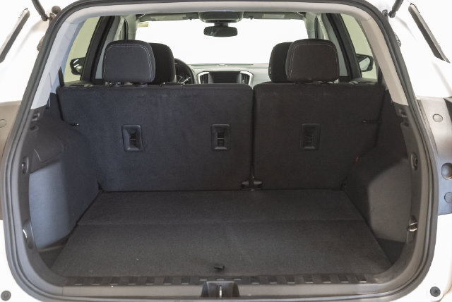 Used 2023 GMC Terrain SLE w/ Elevation Edition FWD image 32