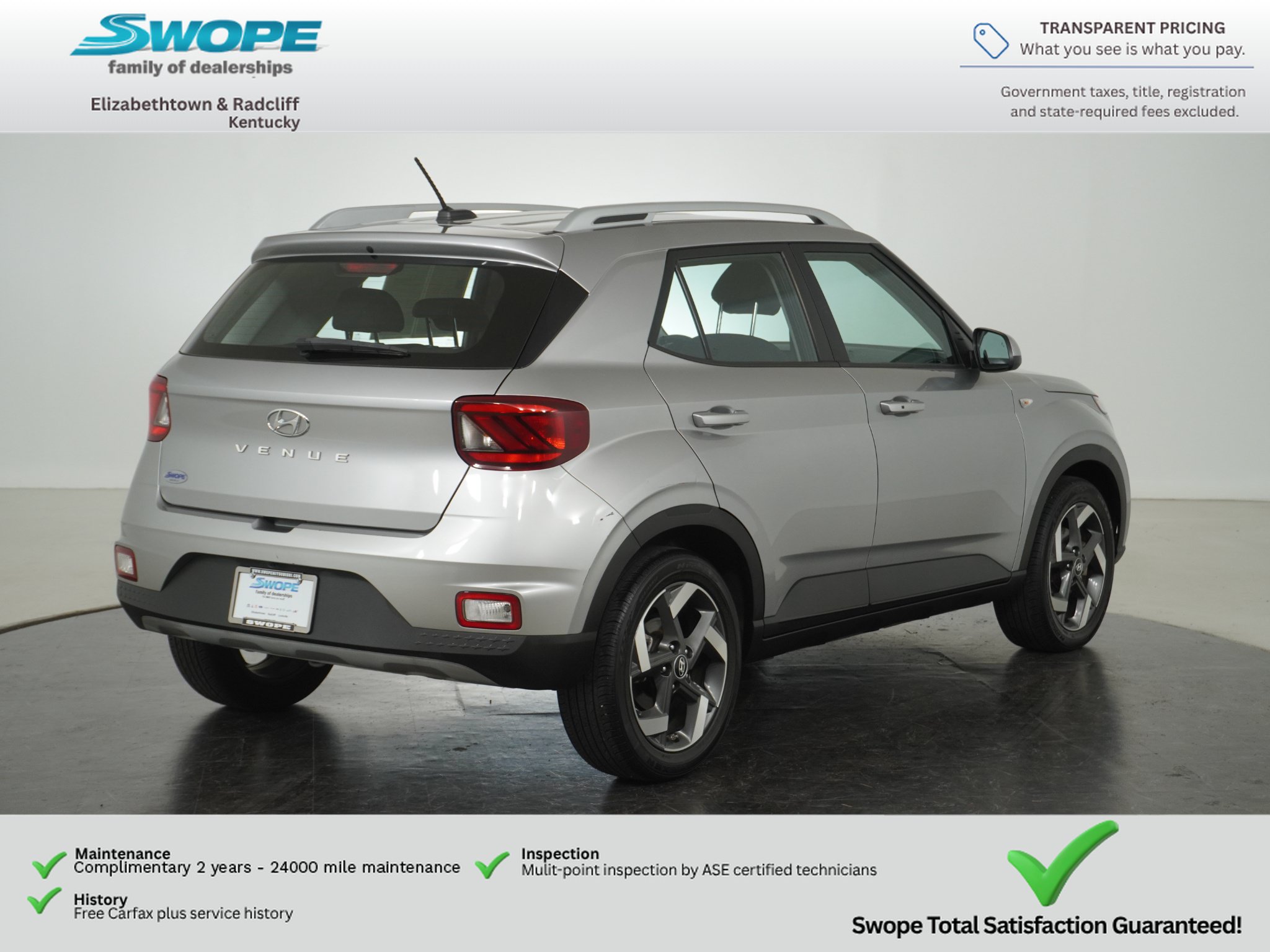 Used 2024 Hyundai Venue SEL FWD image 3